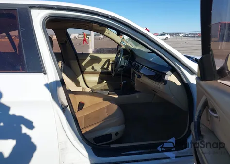 2010 BMW 328I z USA, uszkodzony, nr VIN WBAPH5G51ANM34810